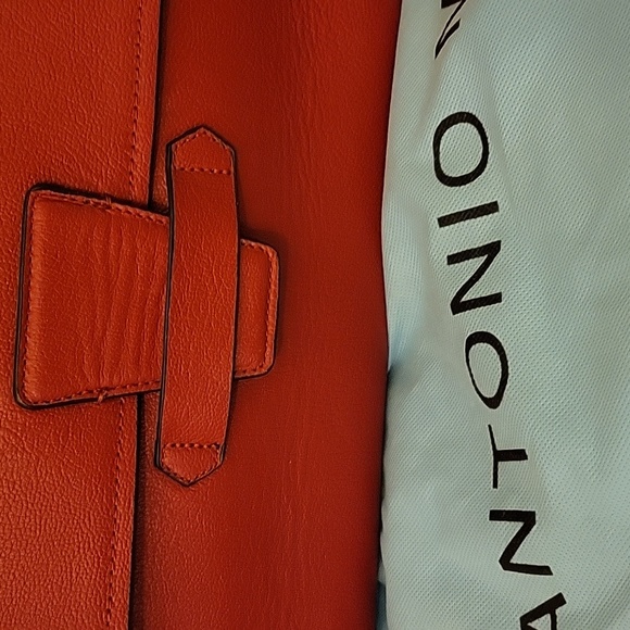 Antonio Melani Red bag - Picture 2 of 6